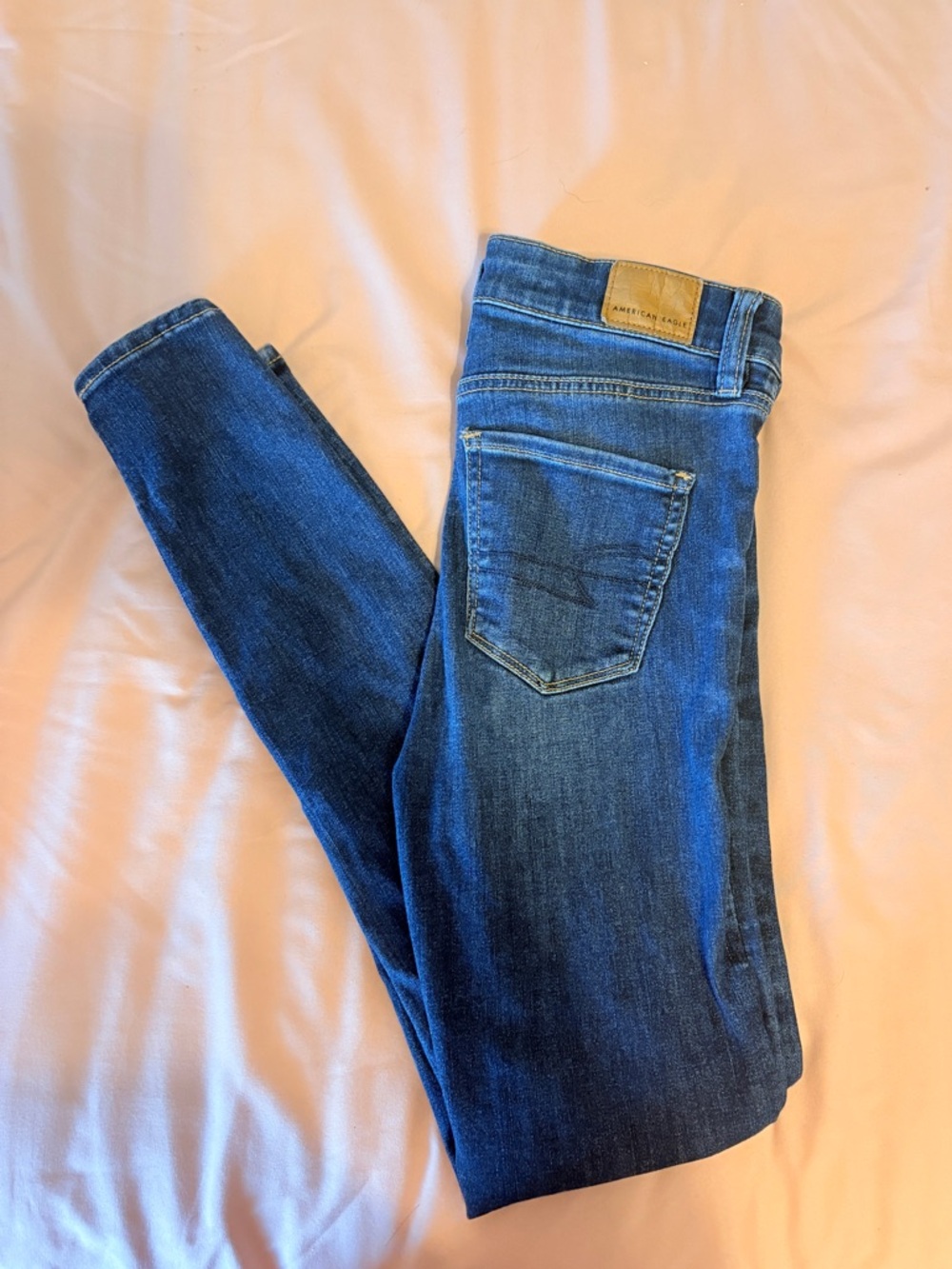American Eagle Outfitters Women's Medium-Dark Blue Skinny Jeans